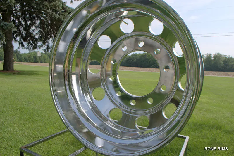 22.5X8.25 43644Xp/  Accuride Hub Pilot Polished Both Sides Truck Wheel 10 On 285.75 Local Pickup Only 1