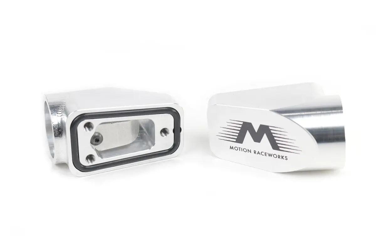 Motion Raceworks Billet Valve Cover Breathers Clear Anodized (Pair) 1