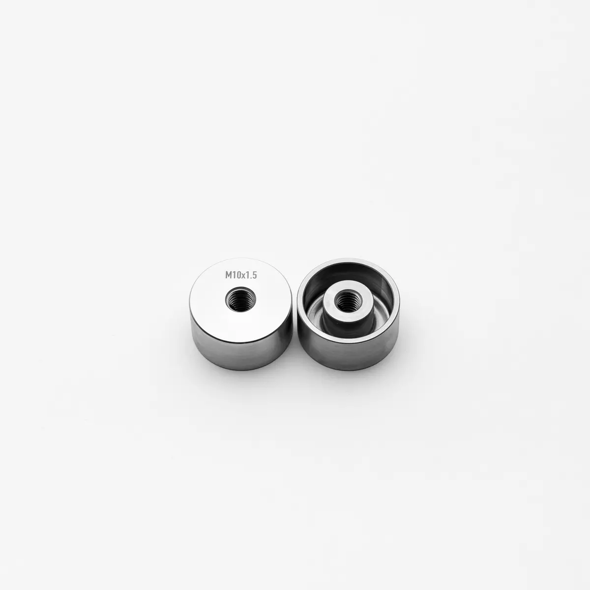 411Works 1.5" Flat Weld Bungs 1