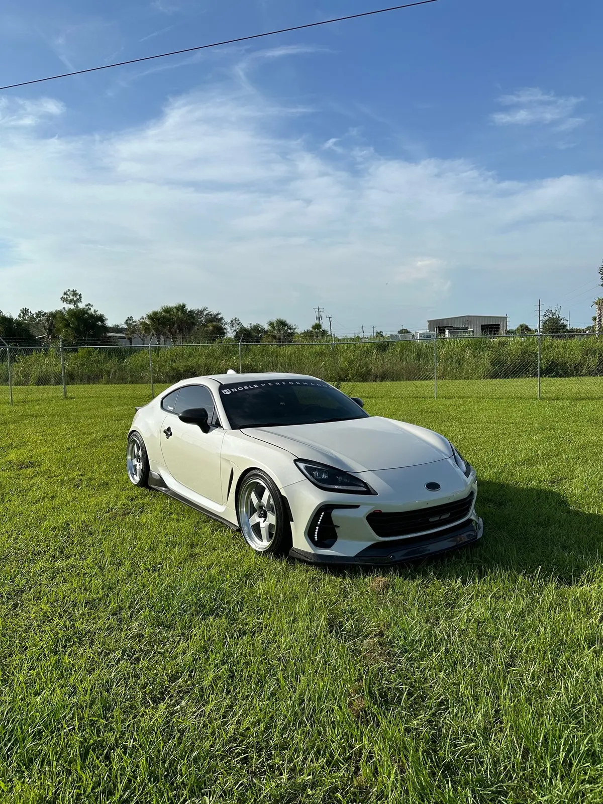 Xt-005R Flat Silver | Polished Lip | 18X9 +35 5X100 1