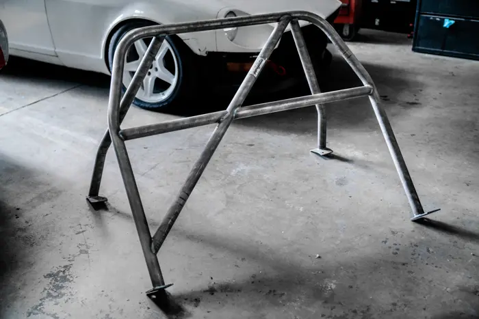 Garagistic - E30 Bolt In Roll Bar - Coupe & Sedan 1