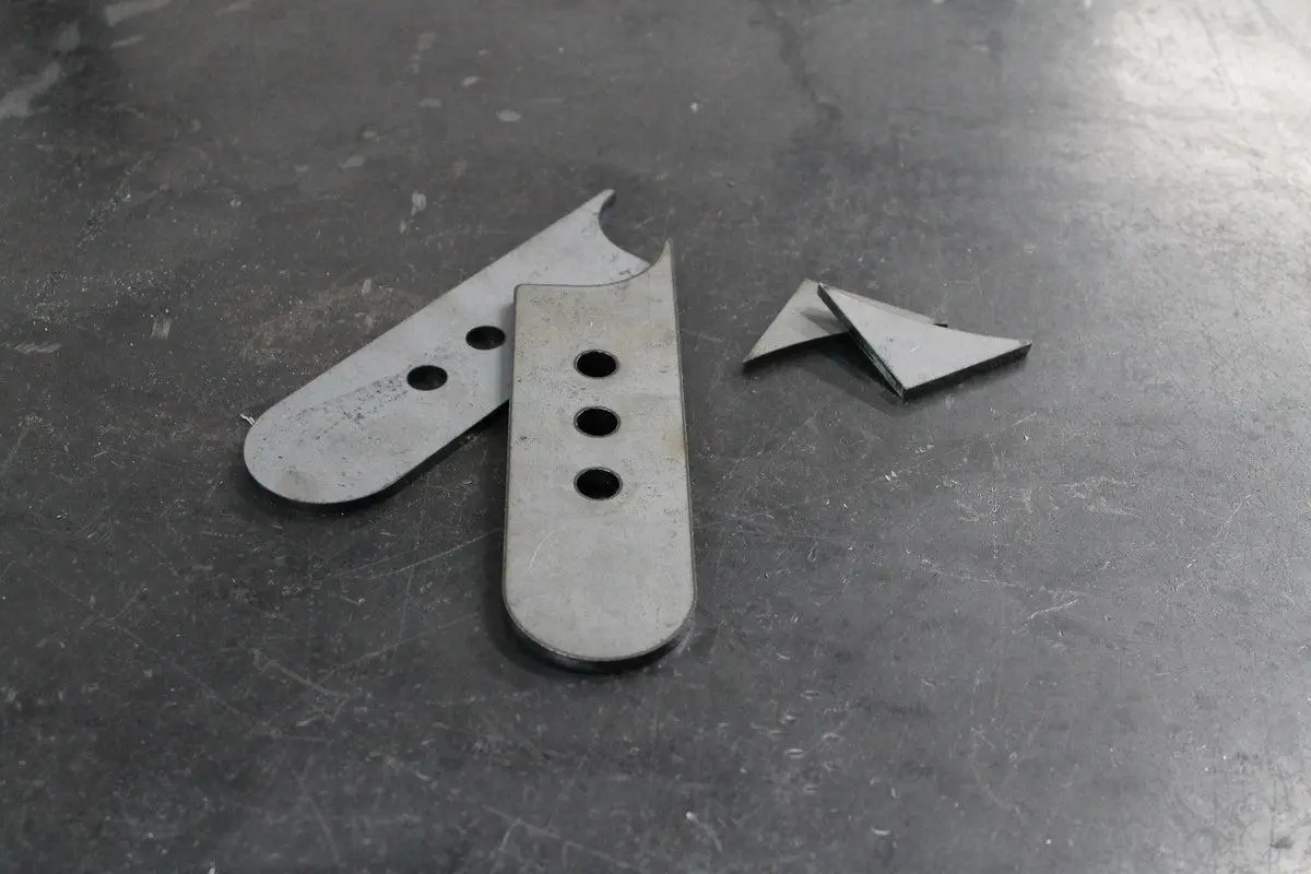 Garagistic - E30 6 Speed Transmission Extension Brackets - M60, S54, And M50 Compatible 1