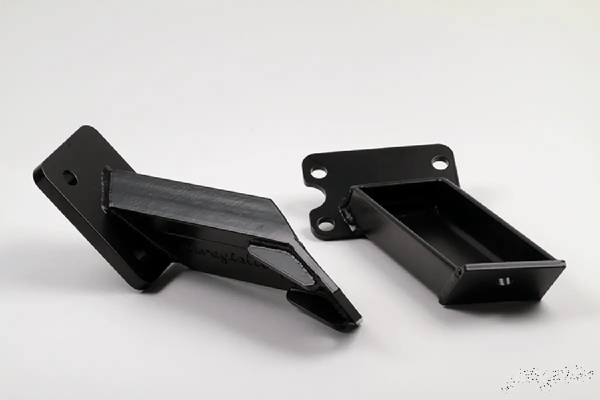 Garagistic - M30 B35 E30 Engine Conversion Mounts 1