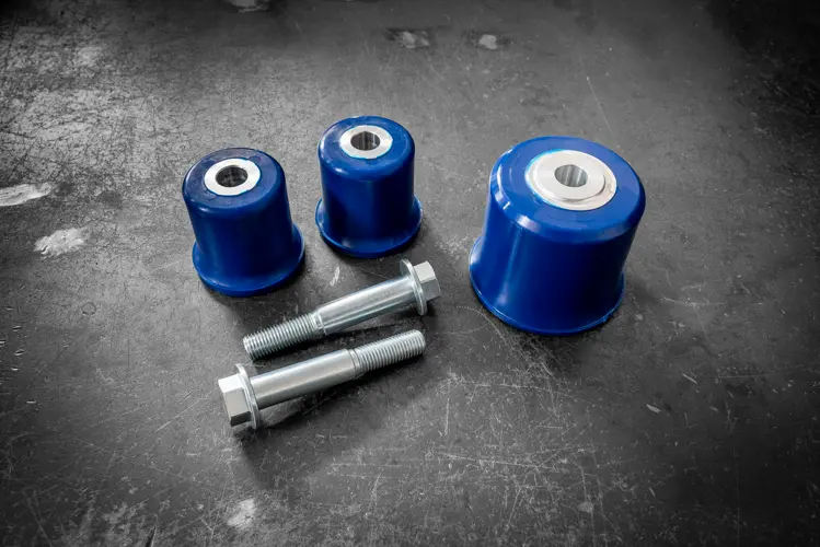 Garagistic - E46 (Non-M) Complete Polyurethane Differential Carrier Bushing Set 4
