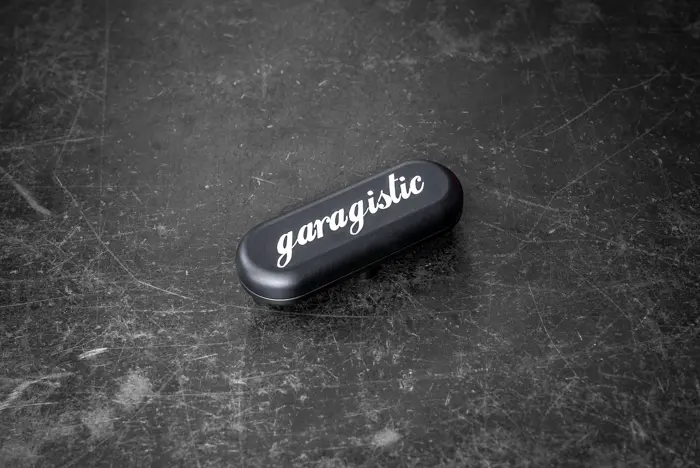 Garagistic - E30 Ac Delete Plug 1