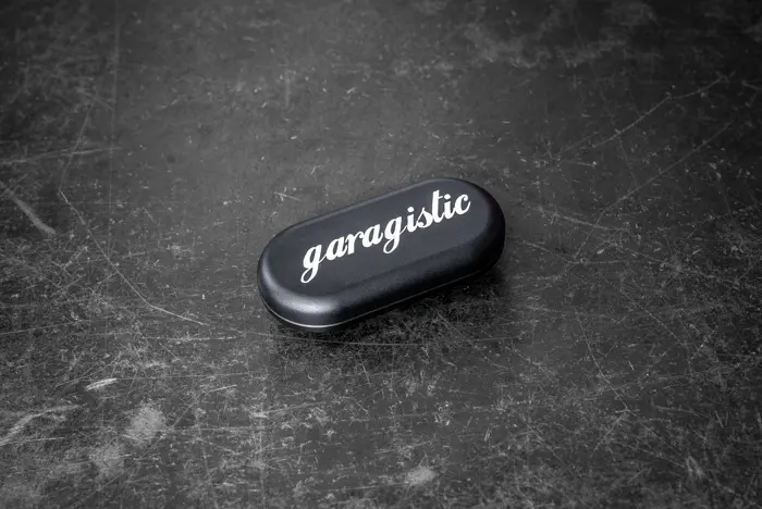Garagistic - E30 Bmw Heater Delete Plug 1