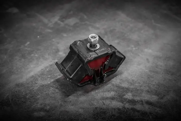 Garagistic - 190E (W201) Poly Filled Transmission Bushings - 2012401118 1