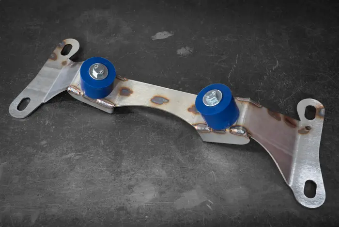 Garagistic - E46 5 Speed Heavy Duty Transmission Brace - 325, 330 3