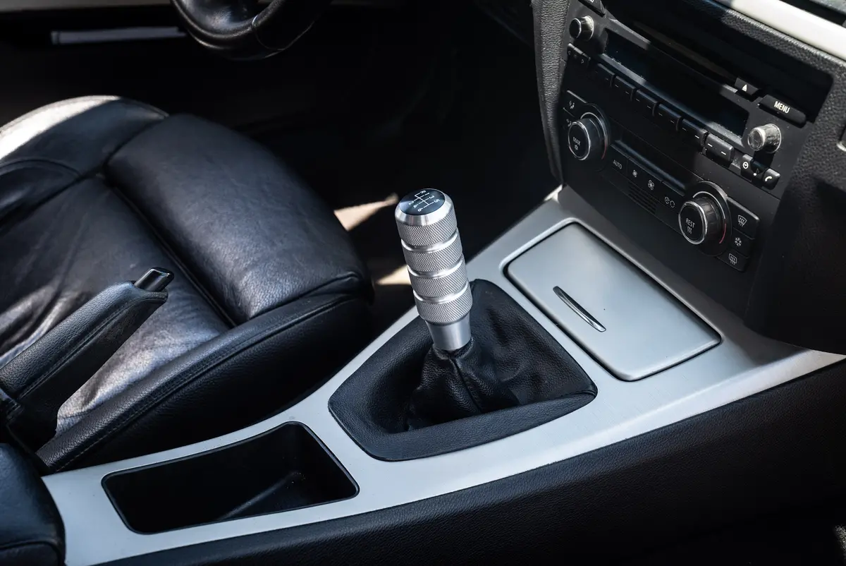 Garagistic - Garagistic Knurled Aluminum Shift Knob - E30, E36, E46, E82, E92 1