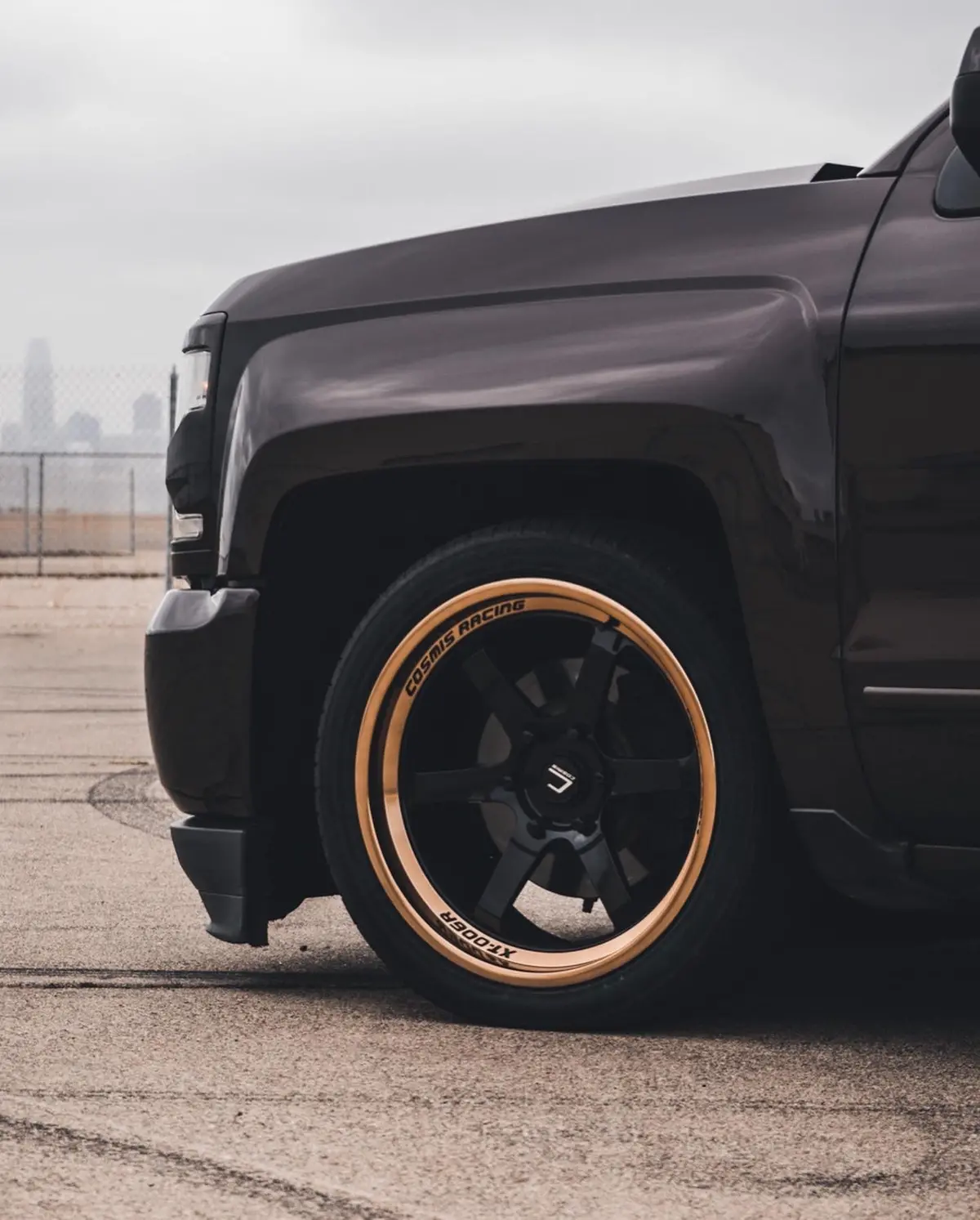 Xt-006R | Gloss Black | Bronze Polished Lip | 20X9.5 +10Mm 6X139.7 (6X5.5) 1