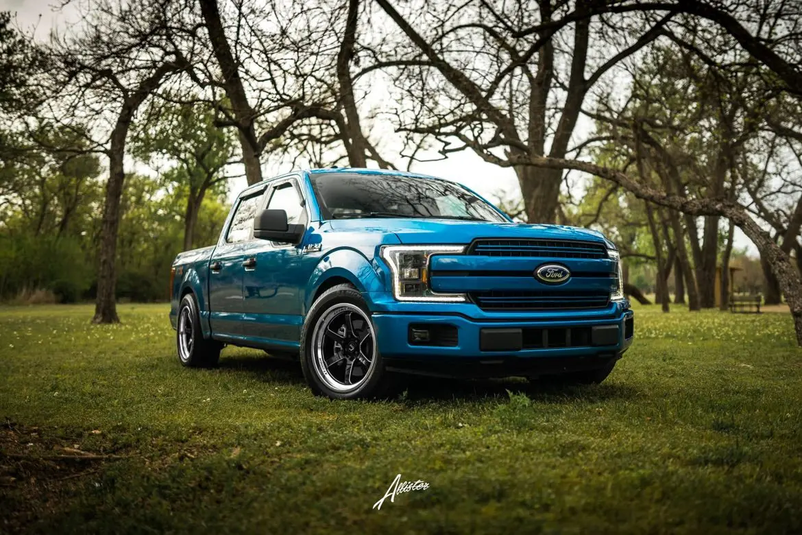 Xt-006R | Gloss Black | Polished Lip | 20X9.5 +10 6X135 1