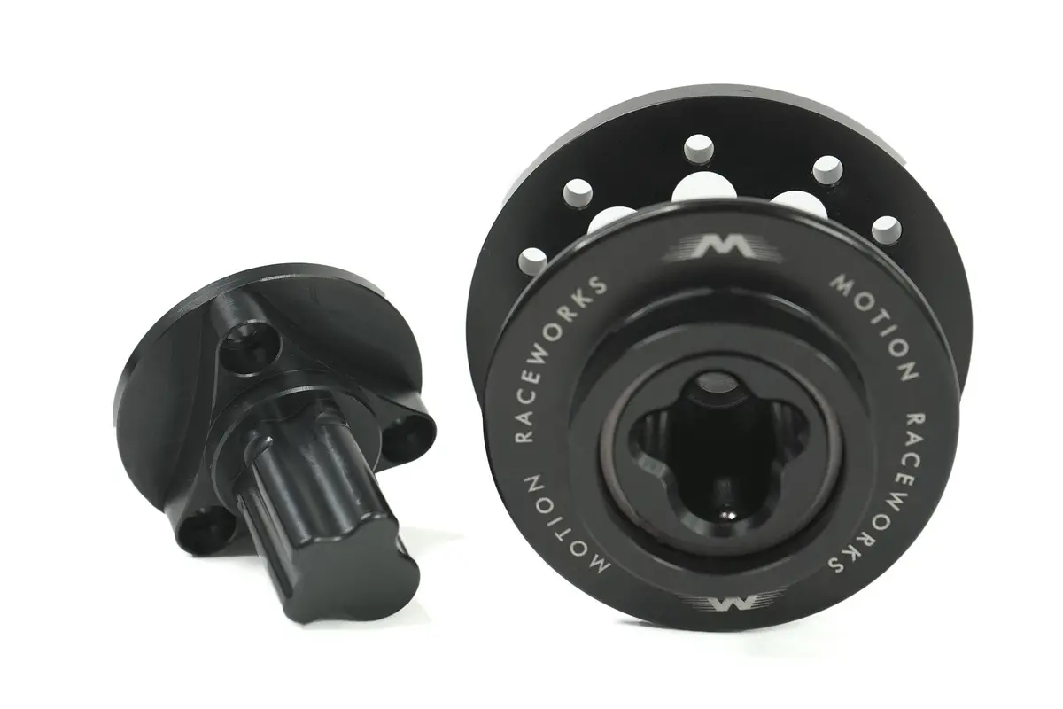 Motion Gm/Ford Bolt-On Sfi Steering Quick Release Hub 5/6 Bolt Pattern 15-270 1